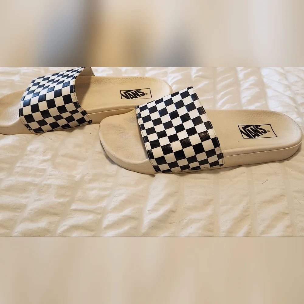Vans slides - Picture 2 of 3